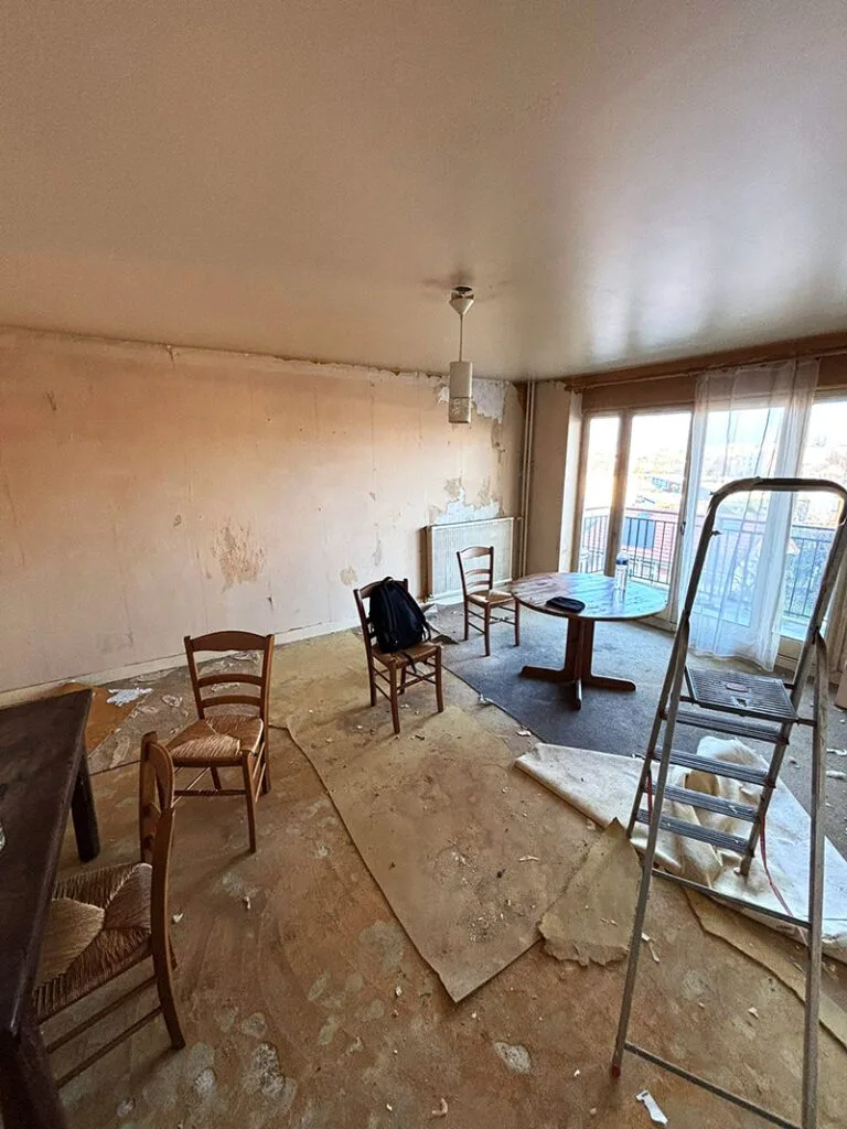 Salle principale avant les travaux de rénovation.